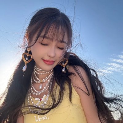 金光松美的四块石板